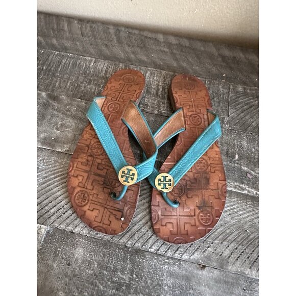Tory Burch Thora thong sandals with a turquoise patent leather strap Size 6 - Picture 1 of 3